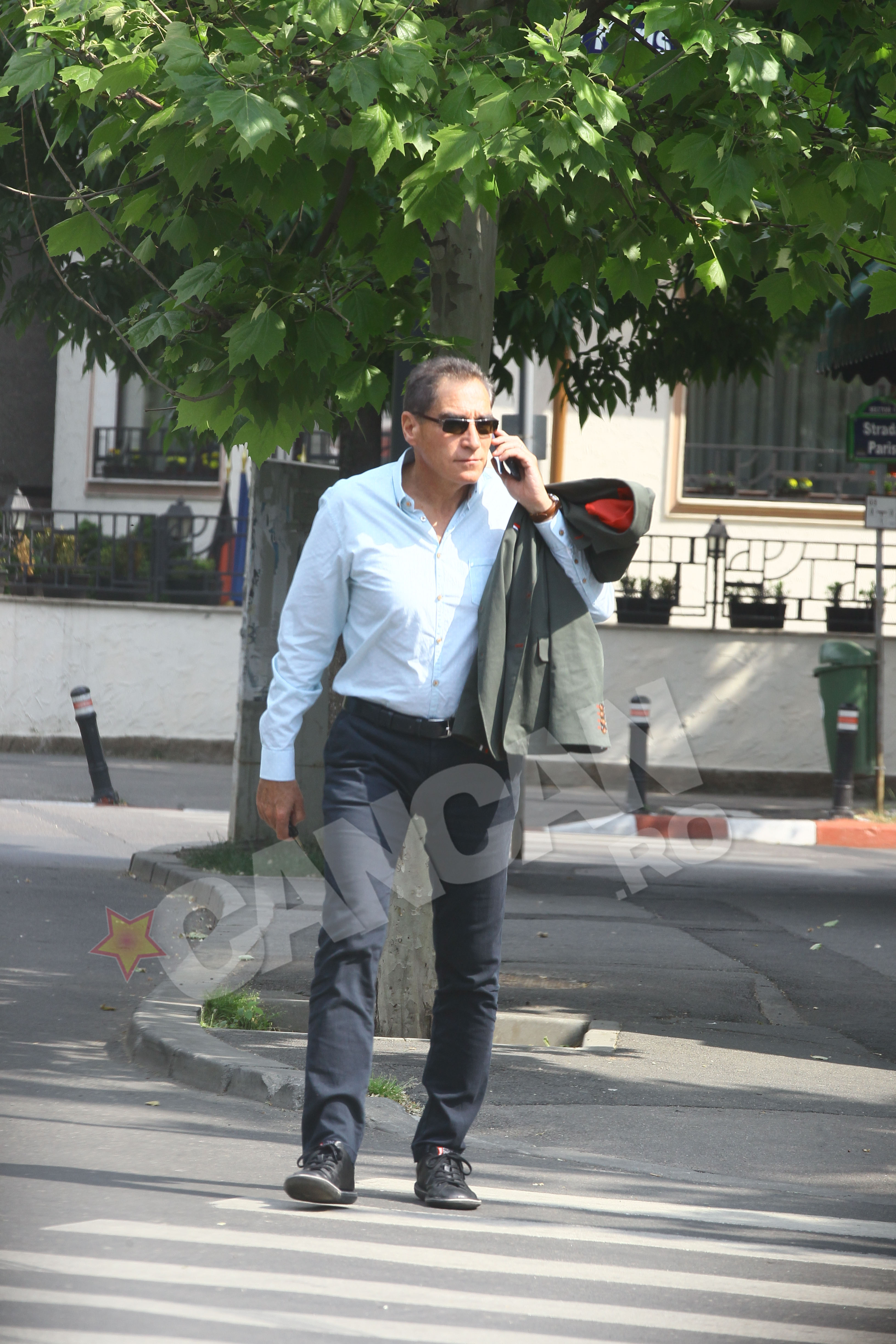 Ptre Roman a renuntat la parul vopsit