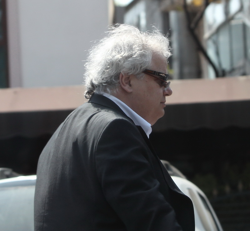 Valvis si moda cu doua perechi de ochelari