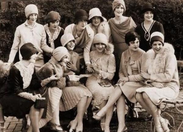 Cu toate ca in epoca erau in voga femeile cu forme, multe dintre romance erau interesate sa slabeasca