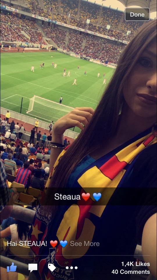 Cu fularul la gat, Denisa a sustinut echipa lui Costel Galca