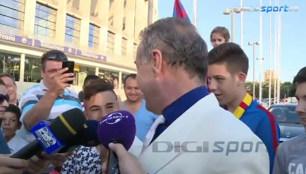 Gigi Becali a palmuit un copil