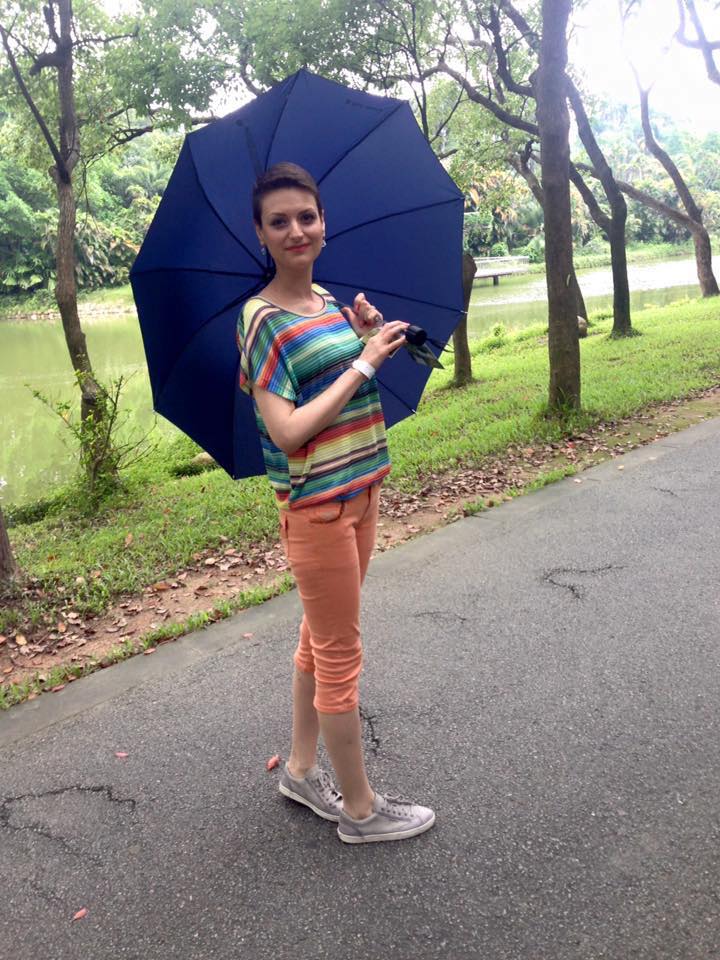 Raluca se afla acum in China, unde urmeaza un tratament costisitor