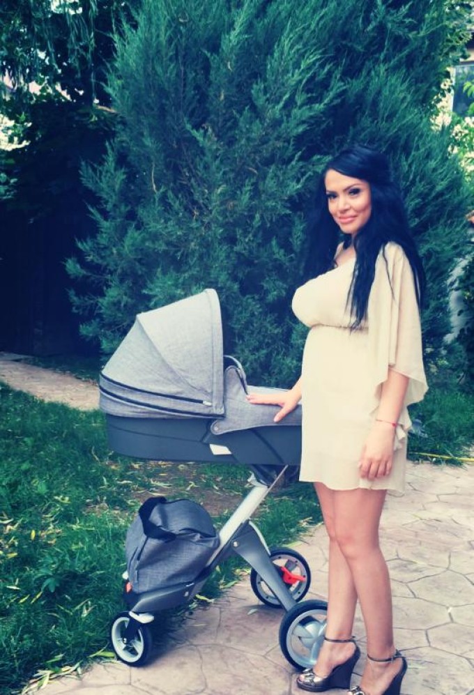 Andreea Mantea este acum o mamica singura