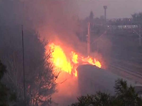 incendiu gara fetesti