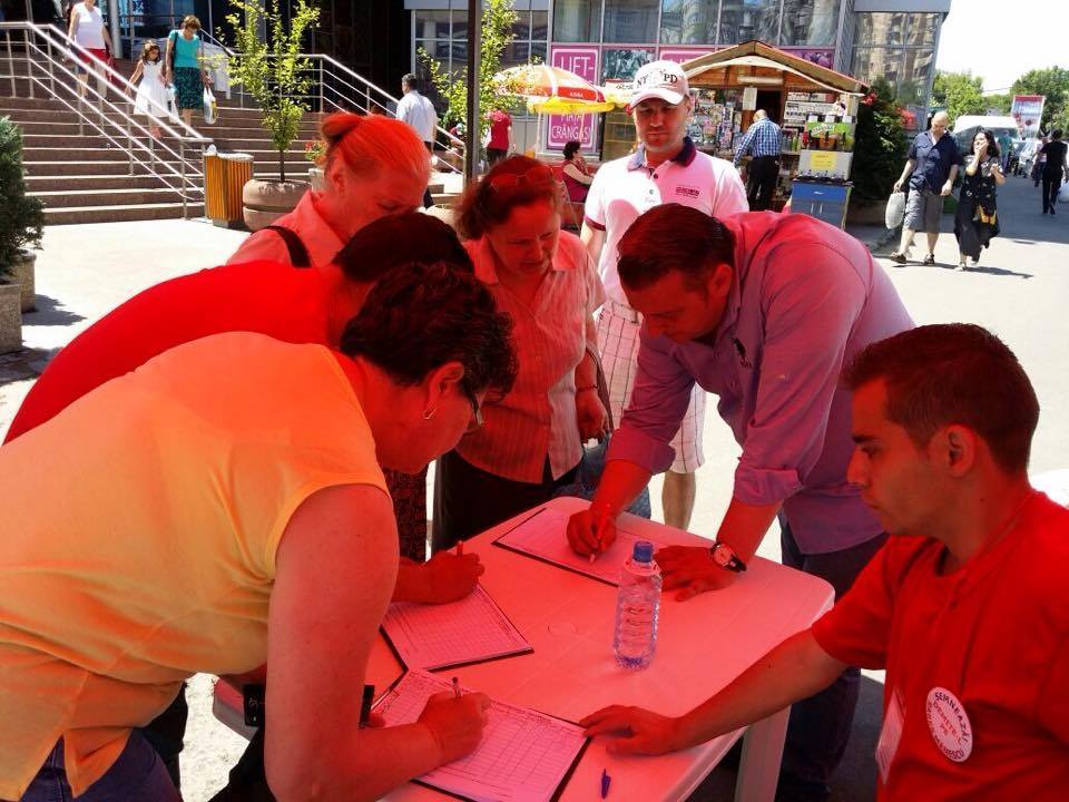 Peste 10.000 de bucuresteni au semnat deja