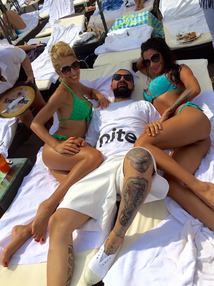 Roxana Vancea la piscina