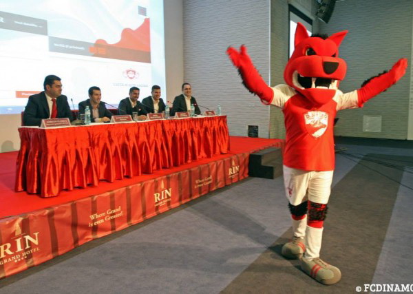Mascota Spike este singurul supravietuitor al proiectului New Dinamo 2015