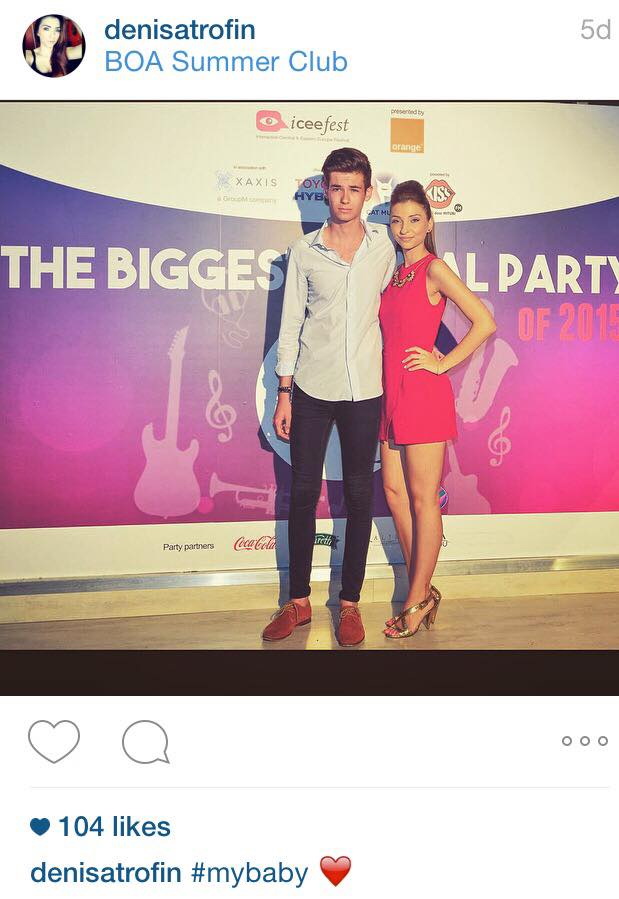 Denisa si noul ei partener au mers impreuna la un eveniment