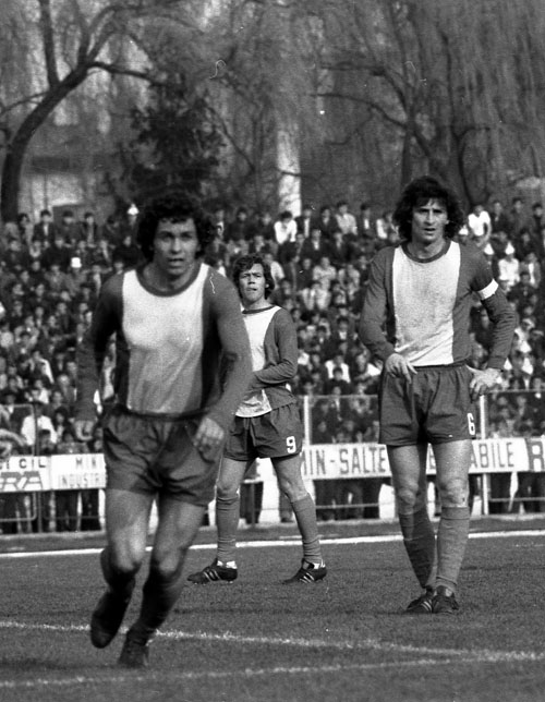 Mircea Lucescu si Cornel Dinu, ambii in tricoul lui Dinamo