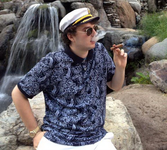 Victor Micula, in perioada in care era dolofan