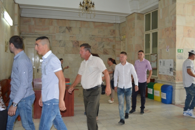 Desi majoritatea violatorilor nu au mai mult de 22 de ani, ei au dat dovada de un sadism greu de descris in cuvinte