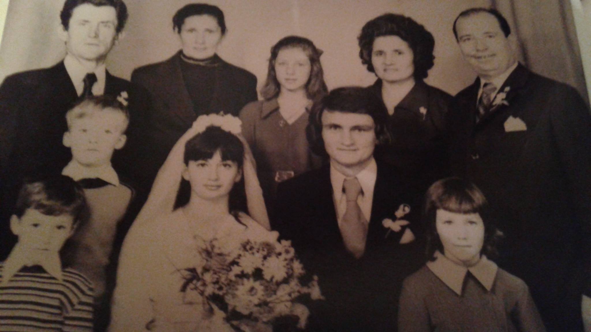 Victor Ciorbea la nunta sa in 1977