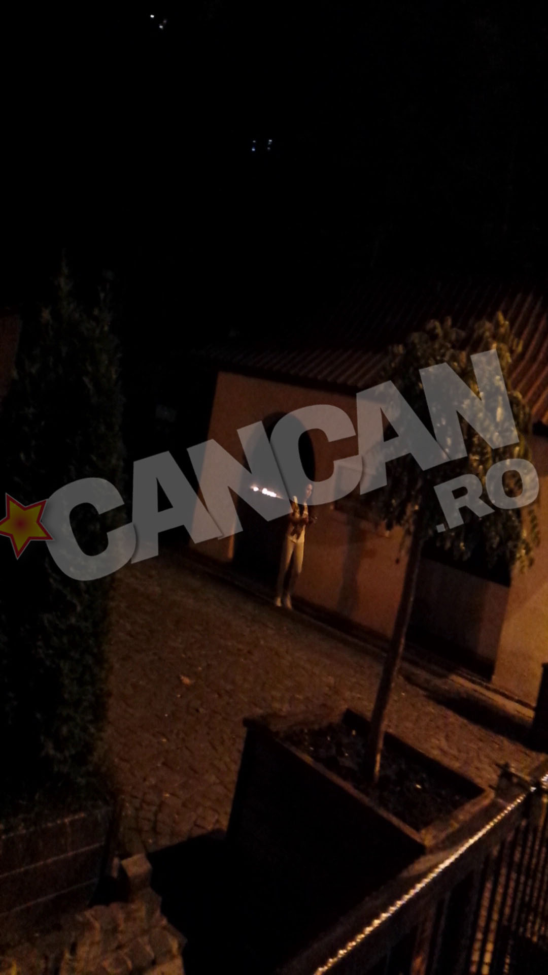 Roxana Vancea, la biserica la miezul noptii