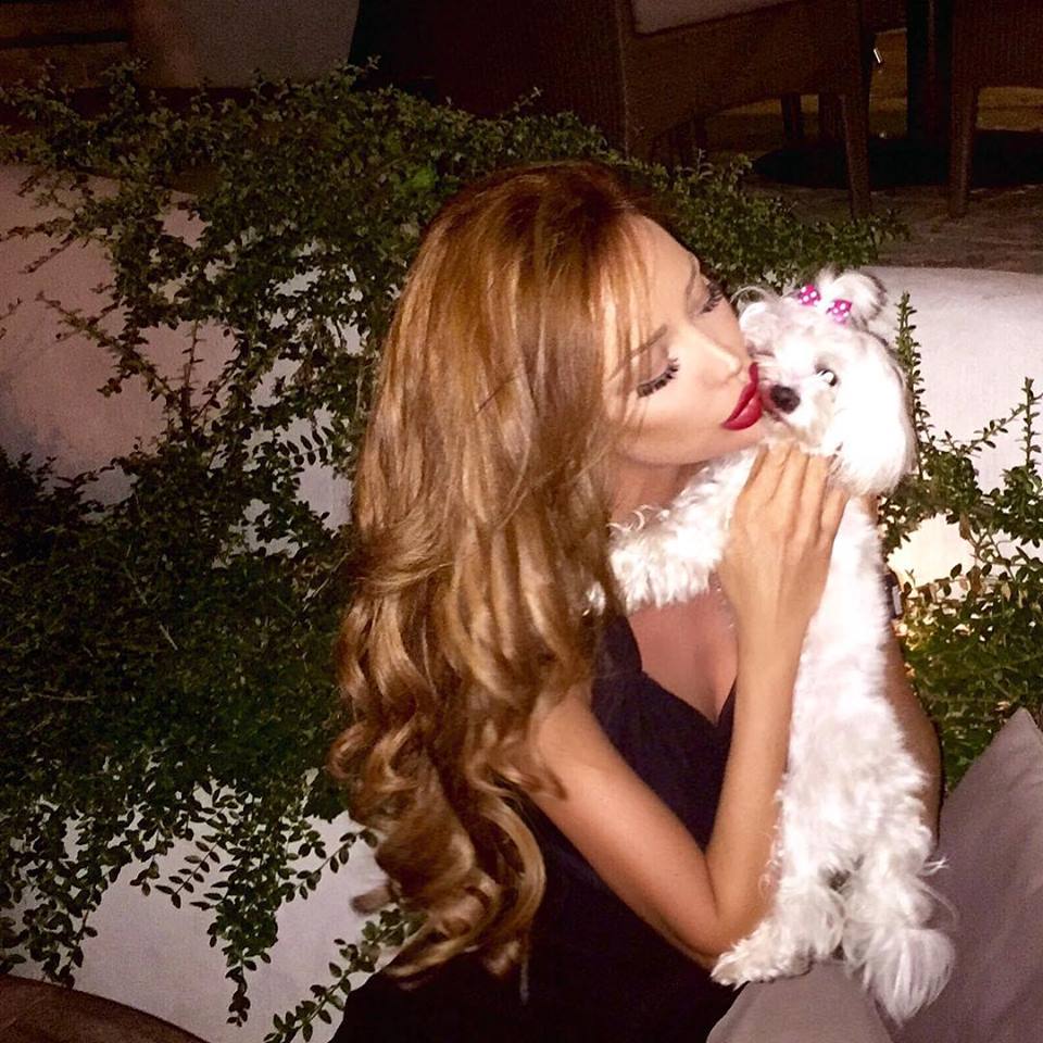 Bianca Dragusanu a stat cinci ore la salon!