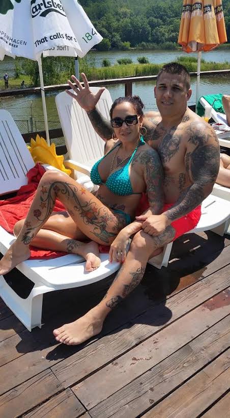 Sotia lui Corduneanu are o multime de tatuaje