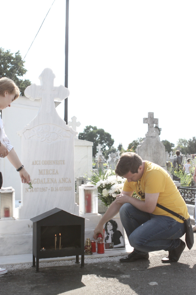 Mormantul Madalinei este extrem de ingrijit