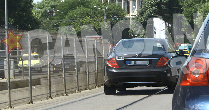 DJ Sava incalca regulile de circulatie