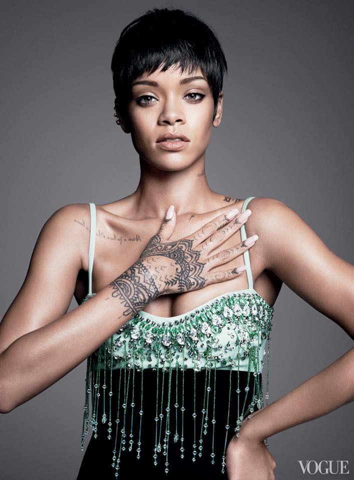 Rihanna tatuaj