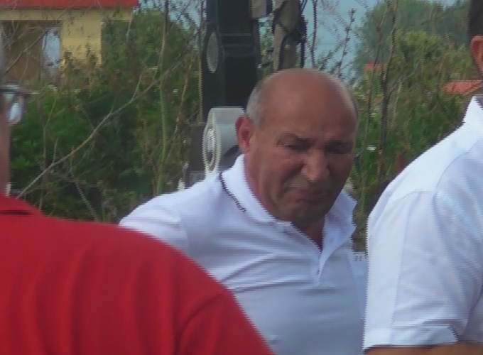 Nae Nicolae farete, monument