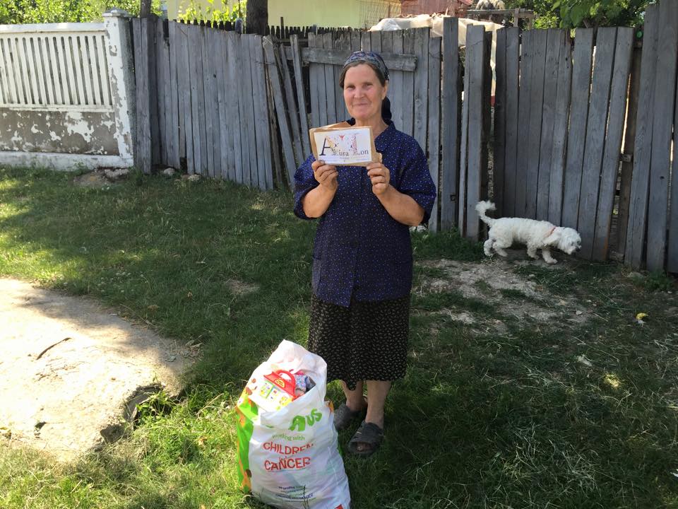 Una dintre familiile ajutate de Asociatia Aura Ion