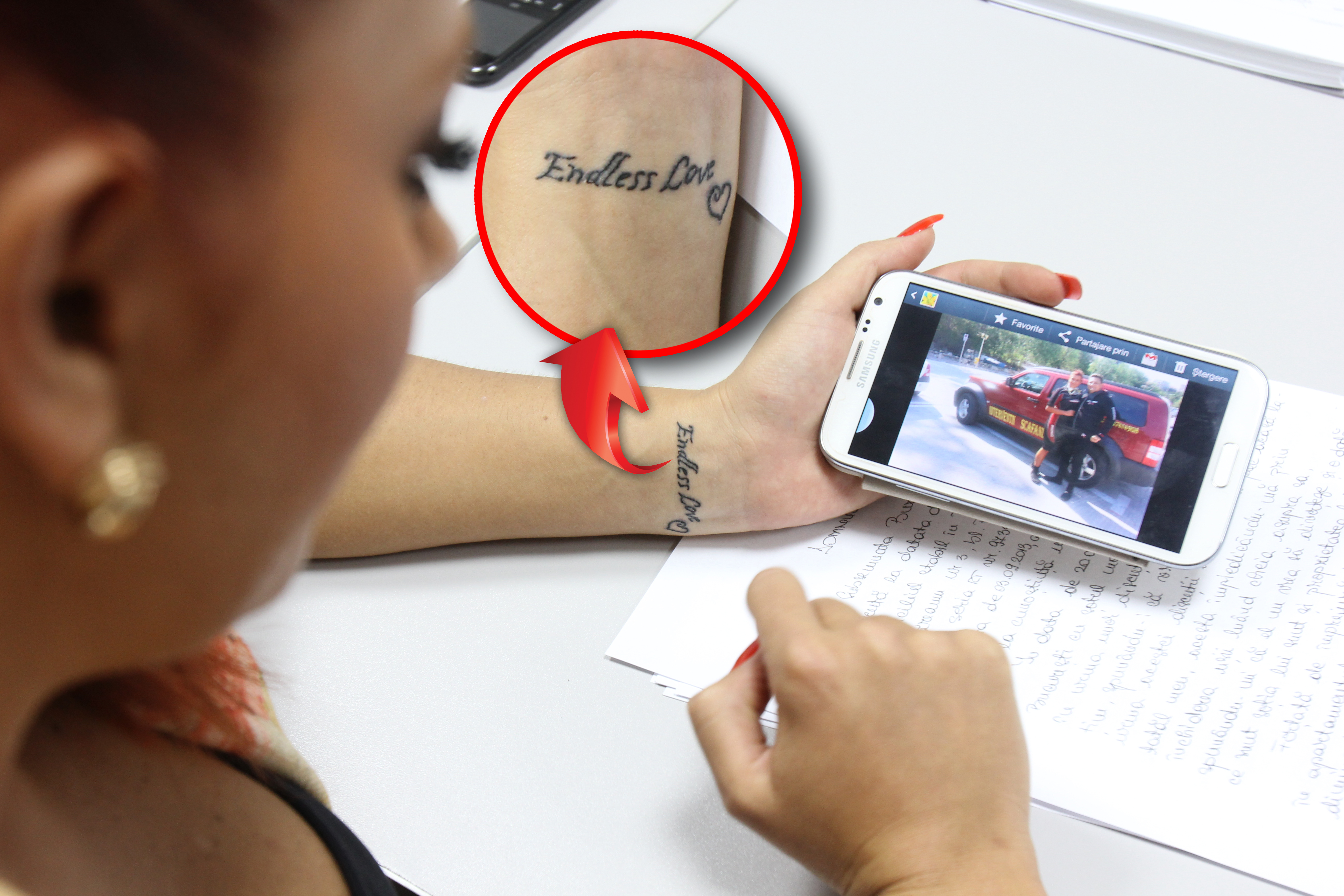 Ana Maria si-a tatuat pe mana