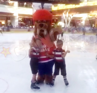 Micutii s-au distrat copios alaturi de tatal lor