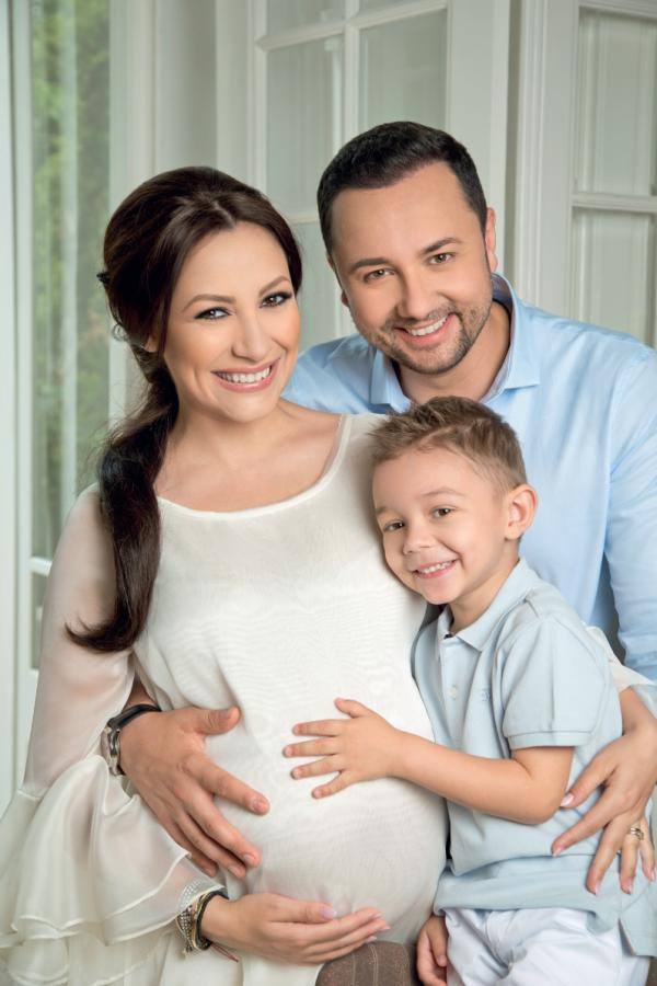 Andra, Catalin si David sunt foarte fericiti acum ca asteapta si o fetita in familia lor