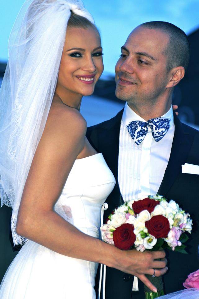 Lora si Dan Badea, fostul ei sot