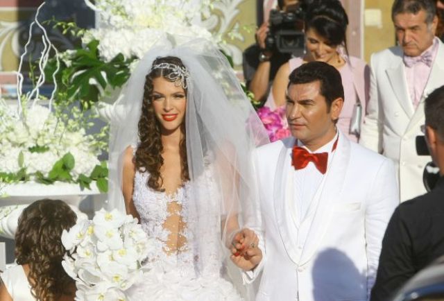 Cristi Borcea si frumoasa lui sotie, in ziua nuntii