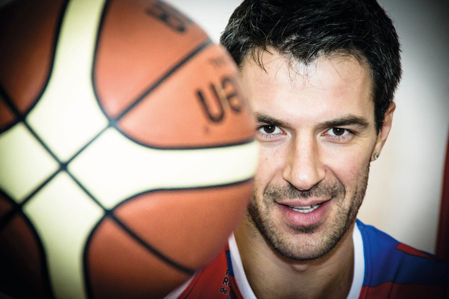 Virgil Stanescu spune ca ajutorul venit din partea lui Victor Ponta este o gura de oxigen pentru juniori