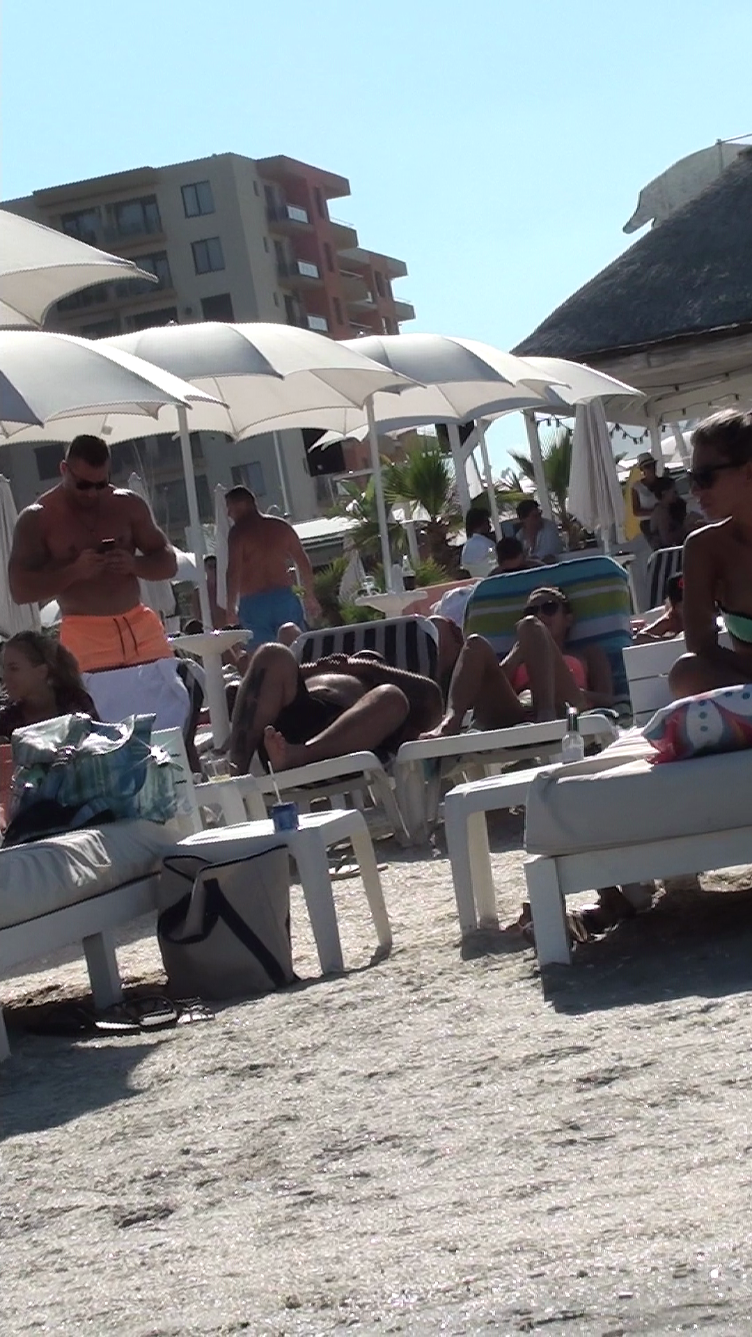 Luptatorul nu prea s-a miscat de pe sezlong