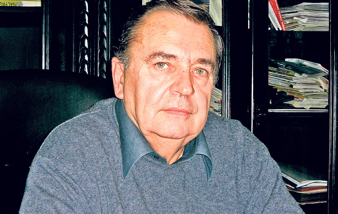 Tatal Andreei Marin.