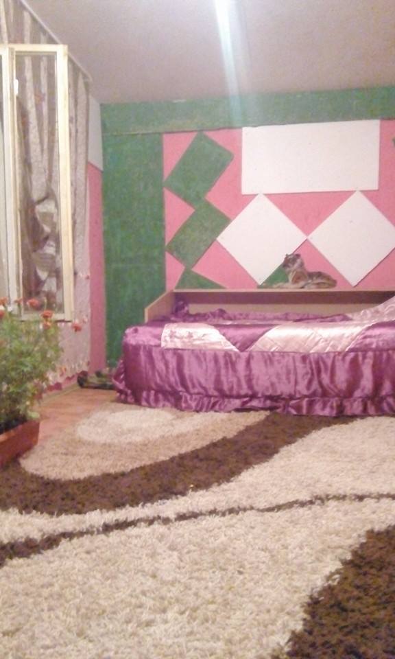 Vasile Ghiban este cel mai cunoscut travestit din Romania