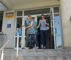 Femeia ce si-a ucis copilul cu salbaticiune.