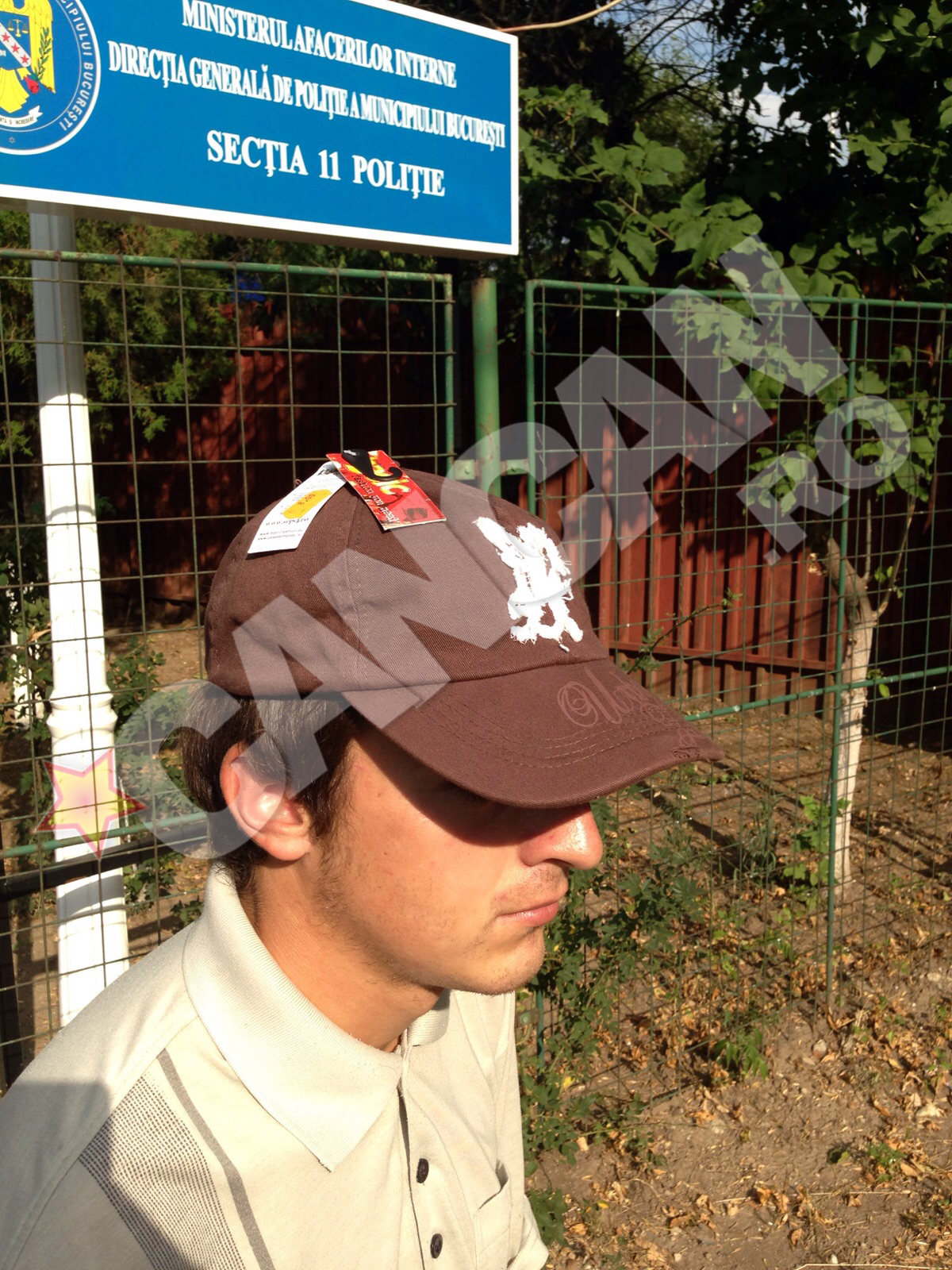 Asta este sapca pe care Keky si prietenii lui ar fi