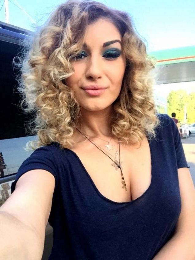 Vedeta are un nou look.