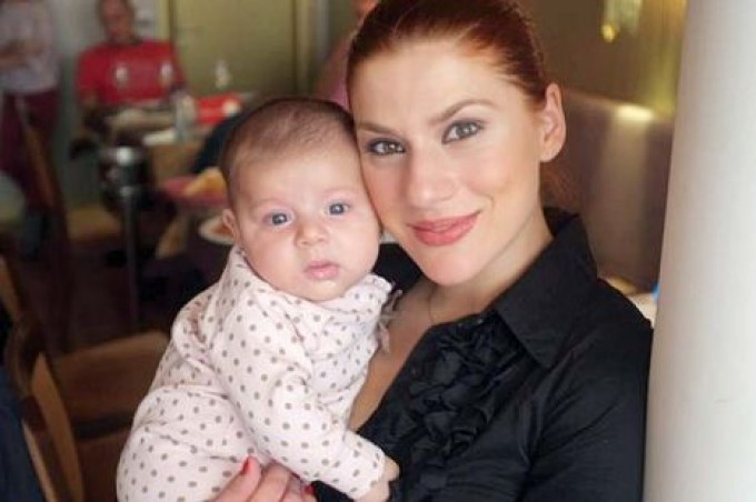 Catalina si fetita ei