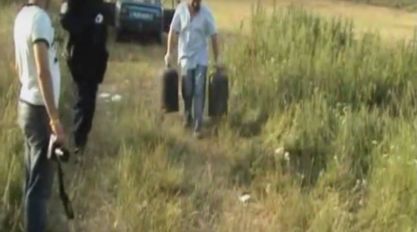 Imagini din timpul operatiunii de arestare