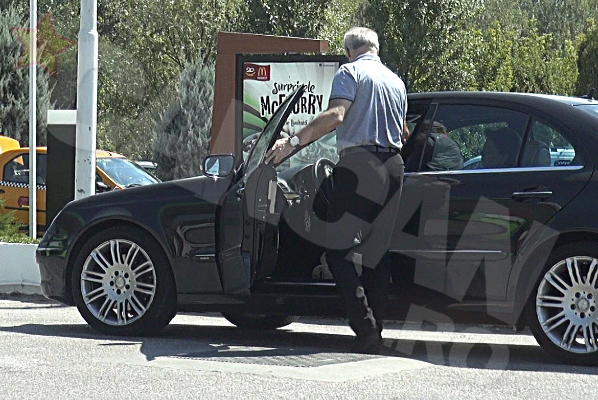 Mariana Bitang l-a asteptat in masina, la racoare