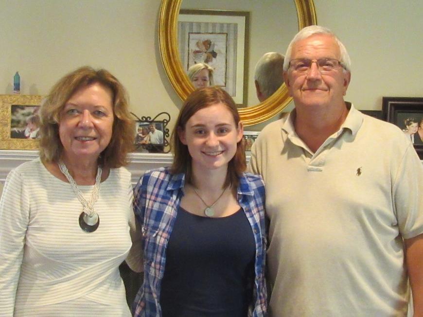 Viorica Culea, alaturi de parintii ei adoptivi