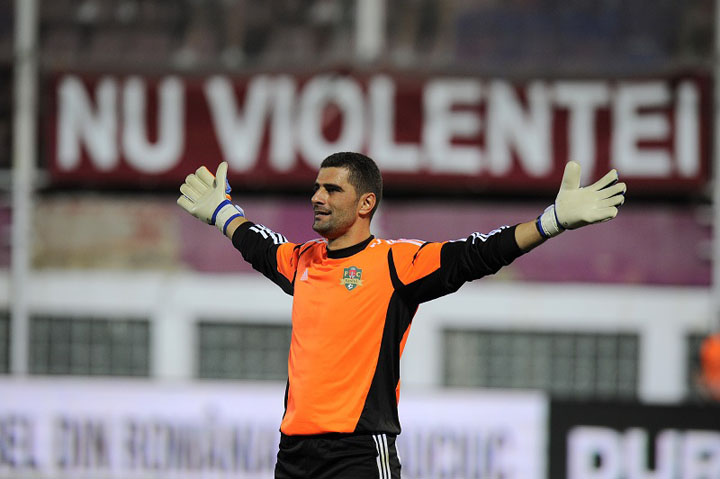 Contactat telefonic de CANCAN.ro, Dani Coman a spus ca nu stie sa-i fi disparut vreun ban din cont