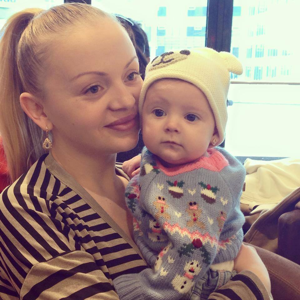 Mama micutei a vandut tot ceea ce avea pentru a-si salva copilul