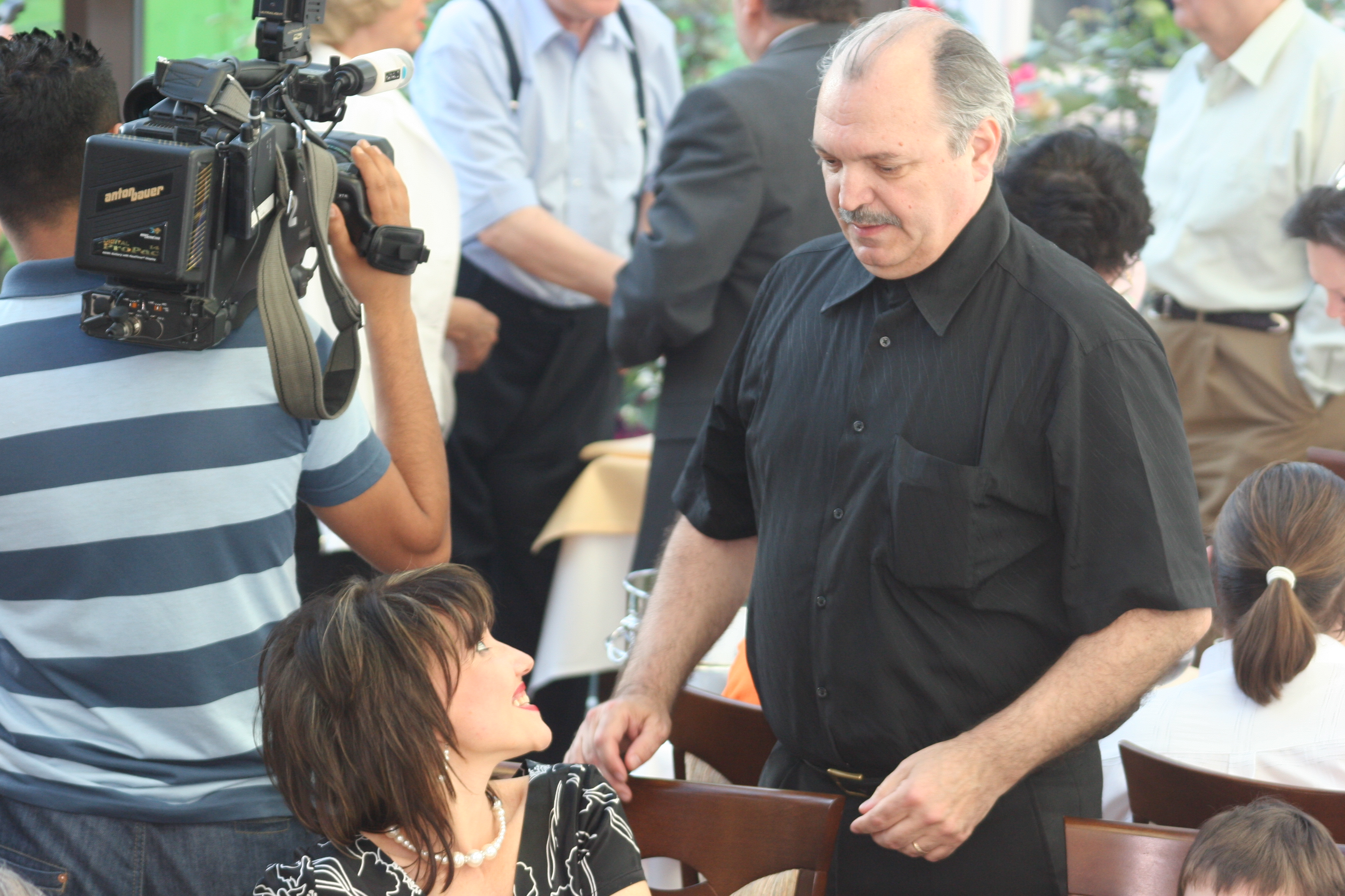 Vedeta TVR a sperat ca mariajul cu Victor Socaciu va fi pentru toata viata