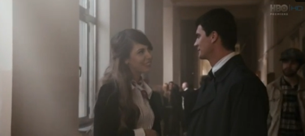 Sore, in rolul Alinei, flirtand cu procurorul Panait