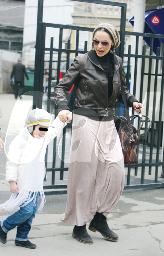 Andreea Marin si Violeta, fetita pe care o are cu Stefan Banica Jr