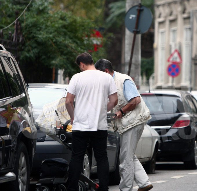 Radu Pricop si baietelul sau au mers impreuna sa il conduca pe tatal avocatului