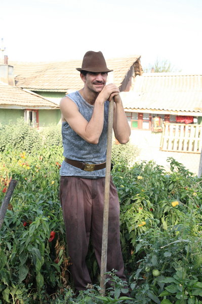 Toma Cuzin joaca rolul lui Firicel in serialul Las Fierbinti