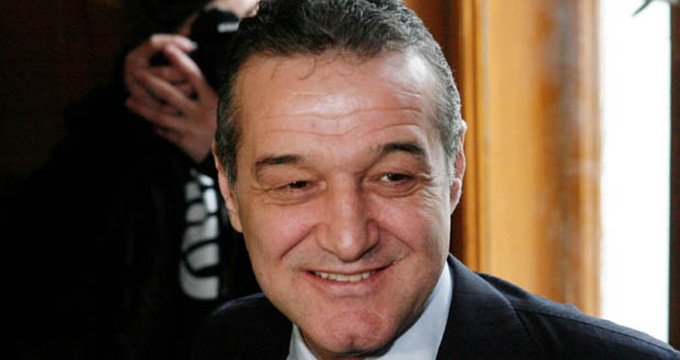Gigi Becali principala