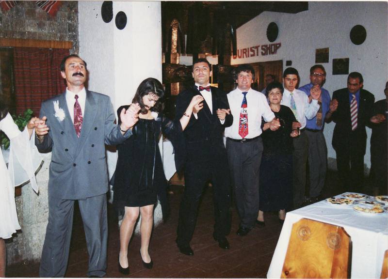 Si el machidon, Hristo Stoicikov a dansat foarte mult la nunta