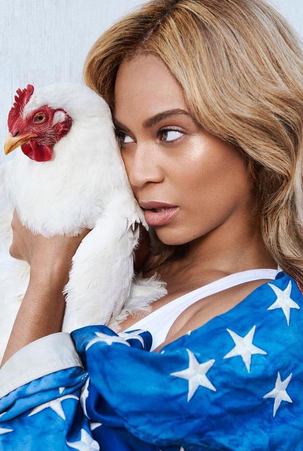 Beyonce s-a pozat cu gaina in numele ... Americii